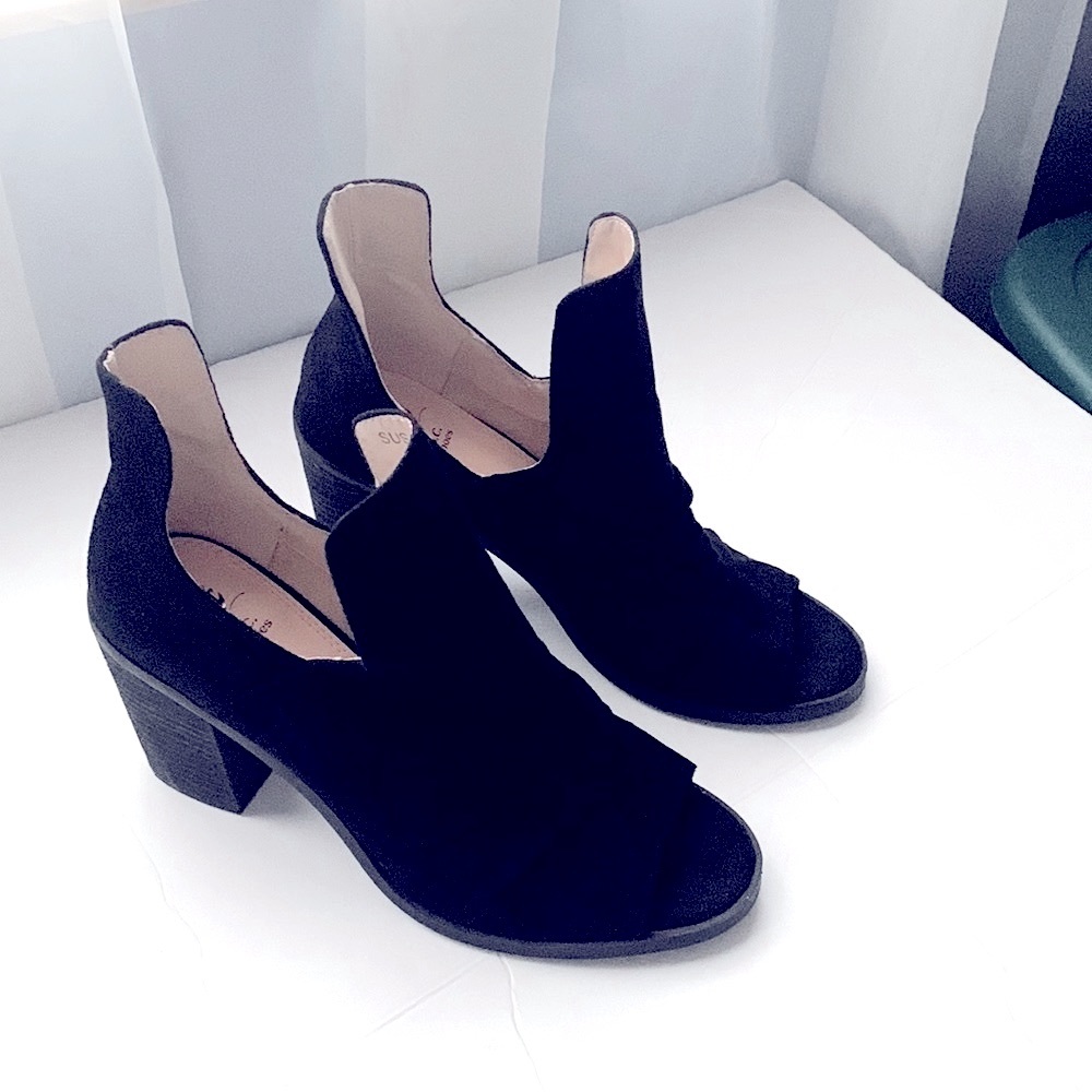 💥G.C. Suede Western Ankle Shoes-Size 9💥